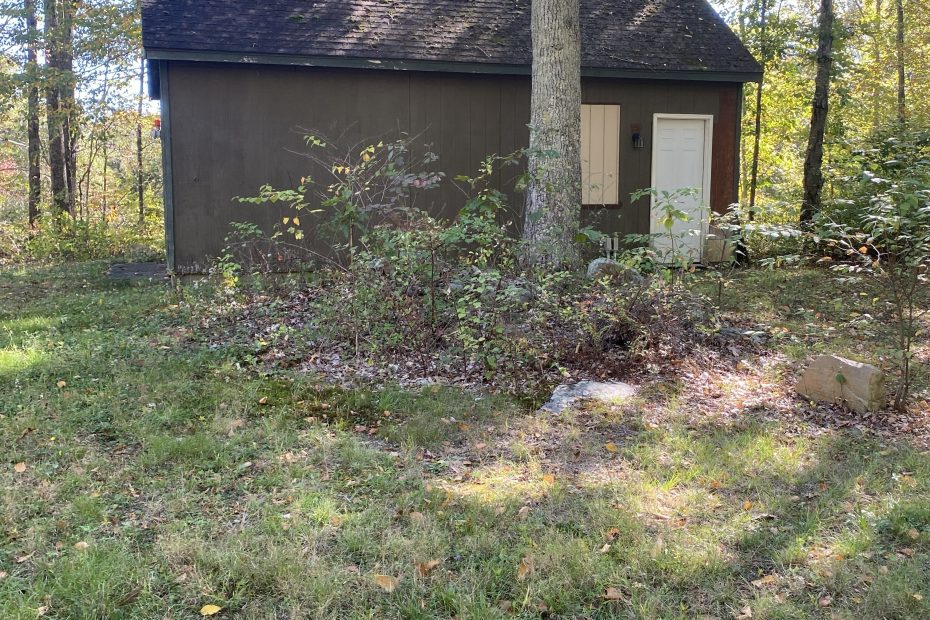 Image of a well house at Quonnipaug Hills in Guilford, CT